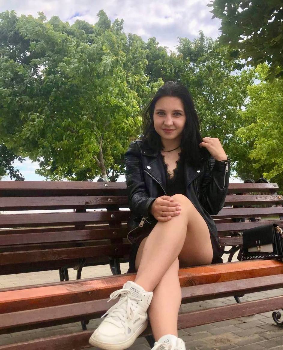 naturalaura99 from Jerkmate
