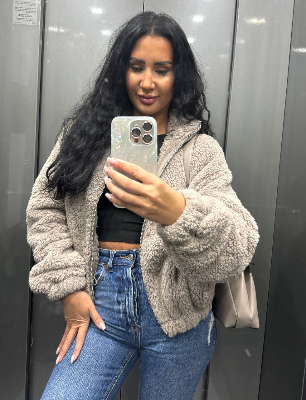 annarhodes from Jerkmate