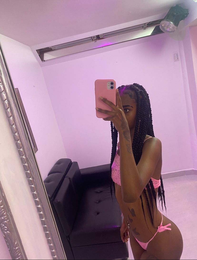 slimchocobar28 from Jerkmate