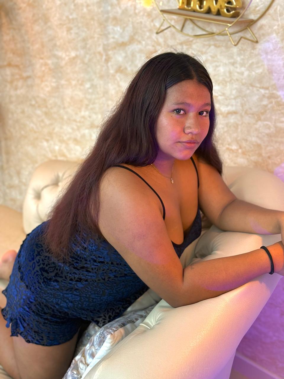 sharon_curvy from Jerkmate