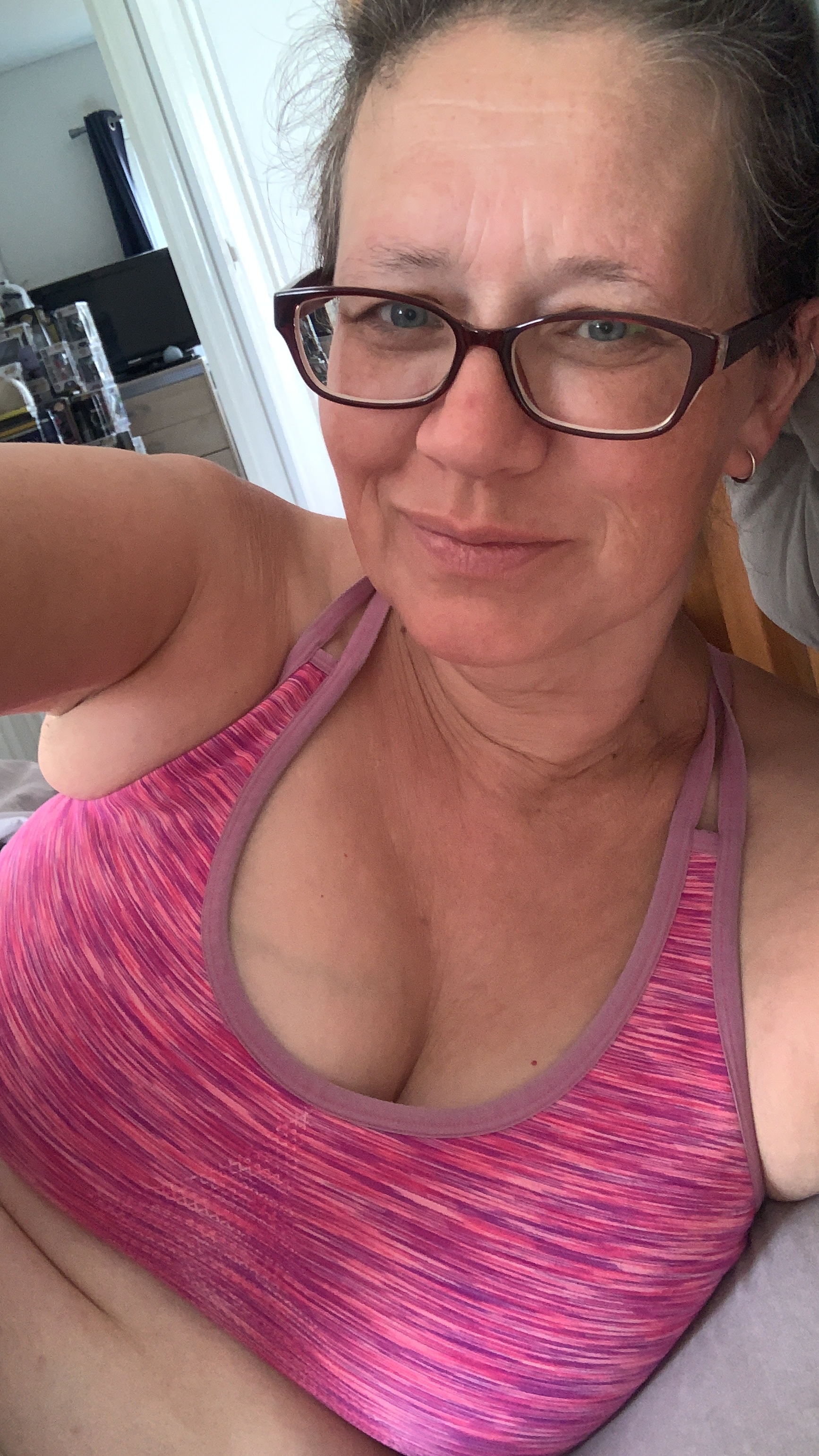 brunettebelle from Jerkmate