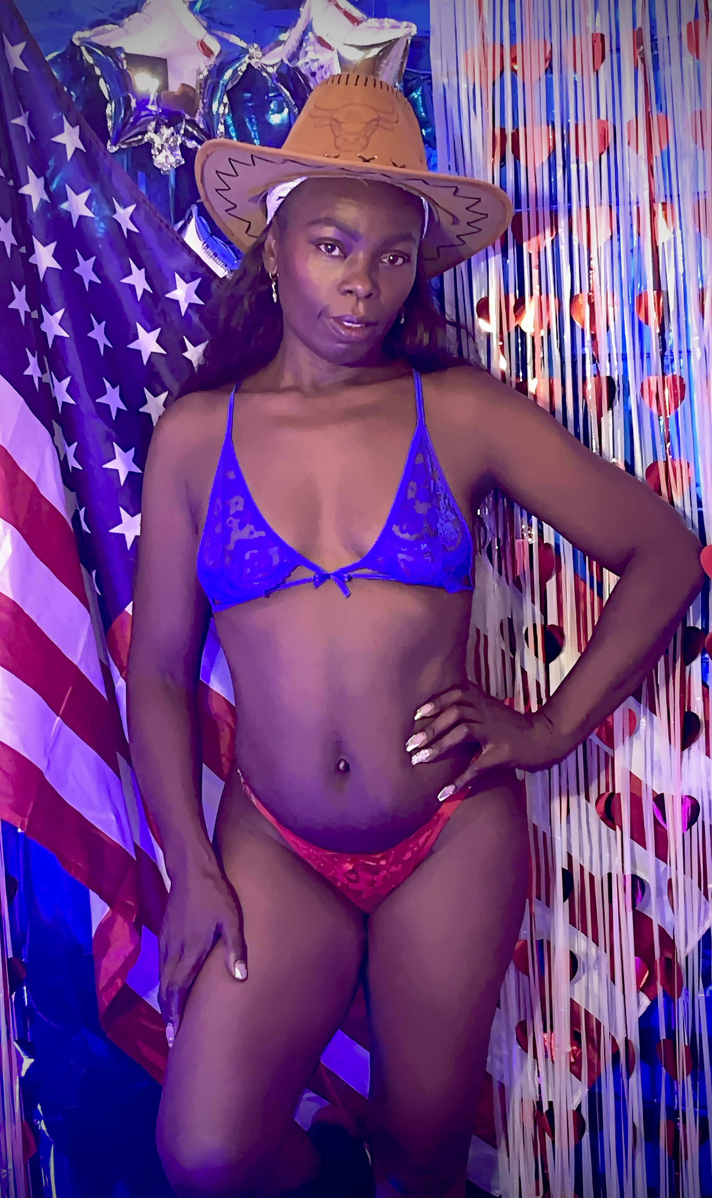 ebony_jheim