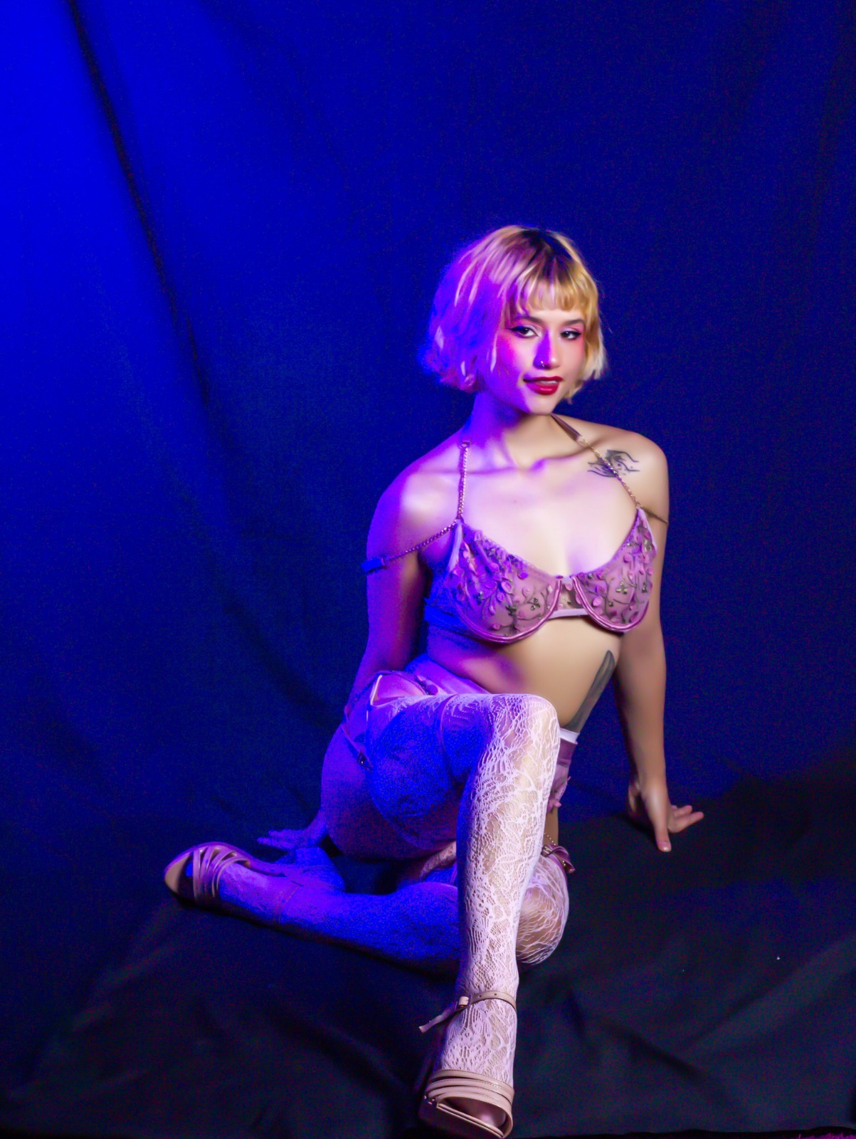 BarbieAmbar picture 7