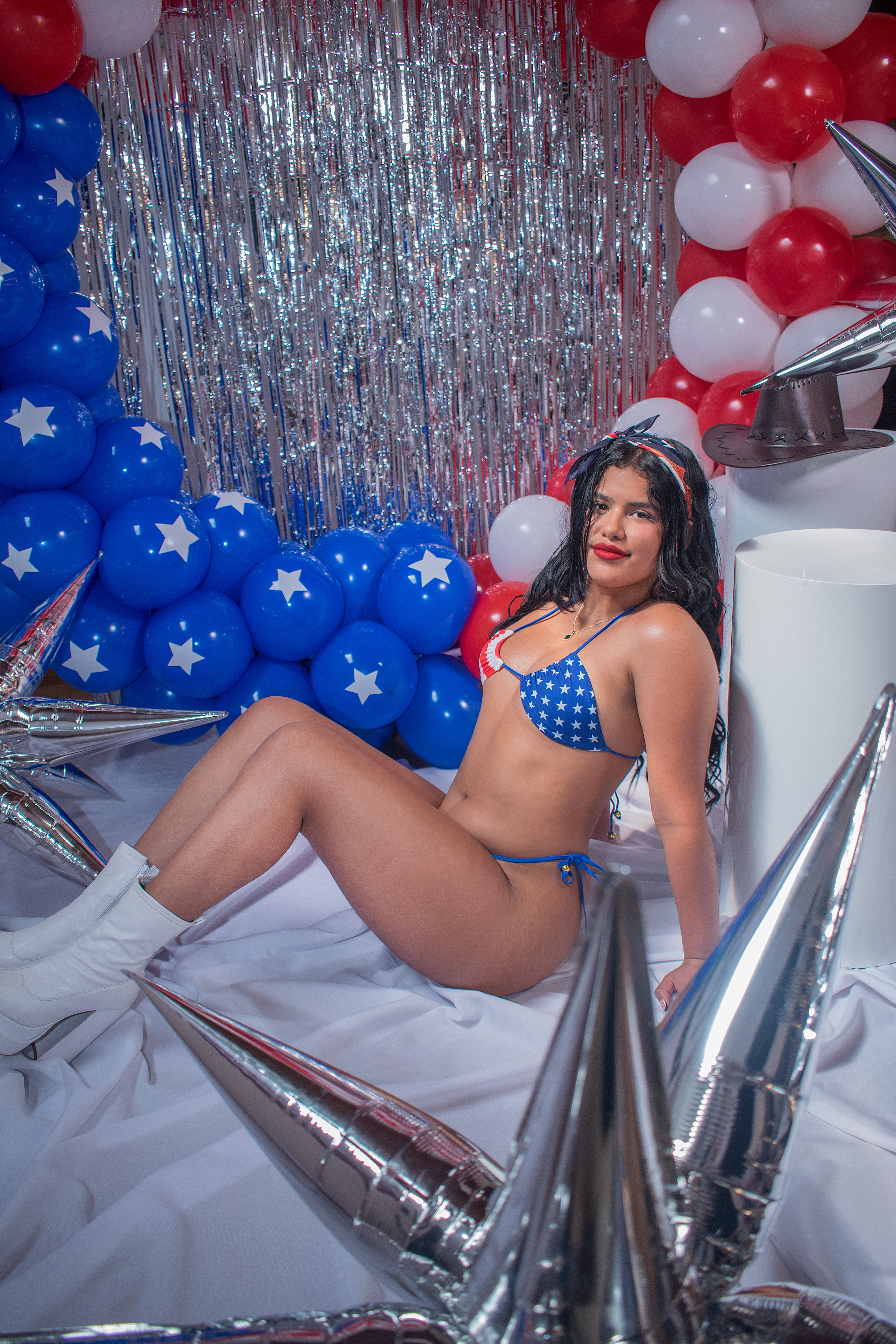 Chloe_Shine