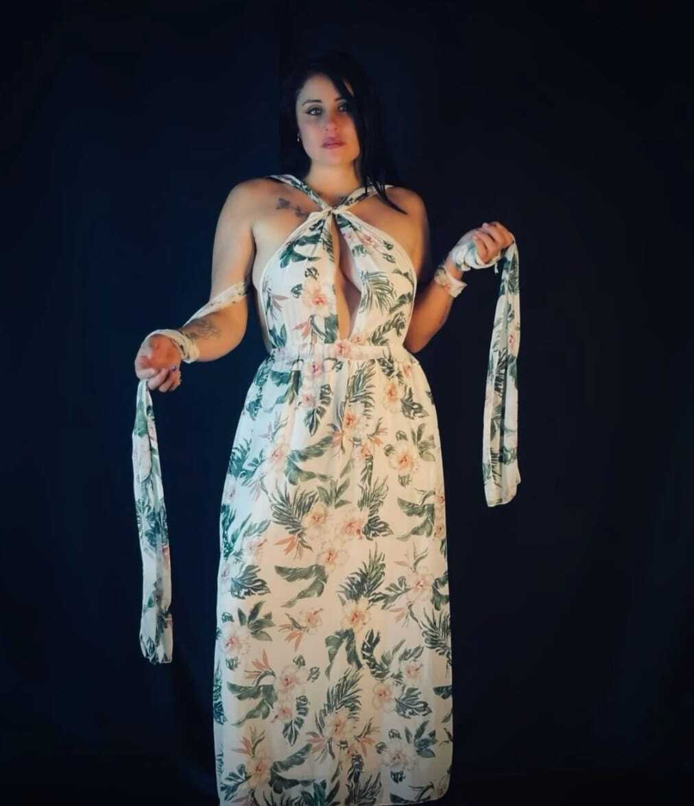 DannaJeinsGolden picture 1