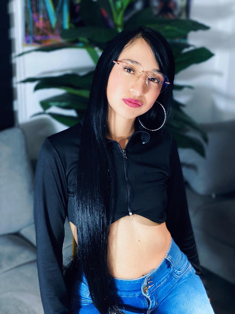 leany_skinny from Jerkmate