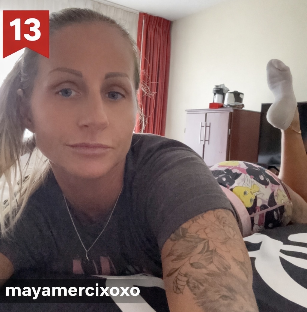 MayaMerciXoxo picture 7