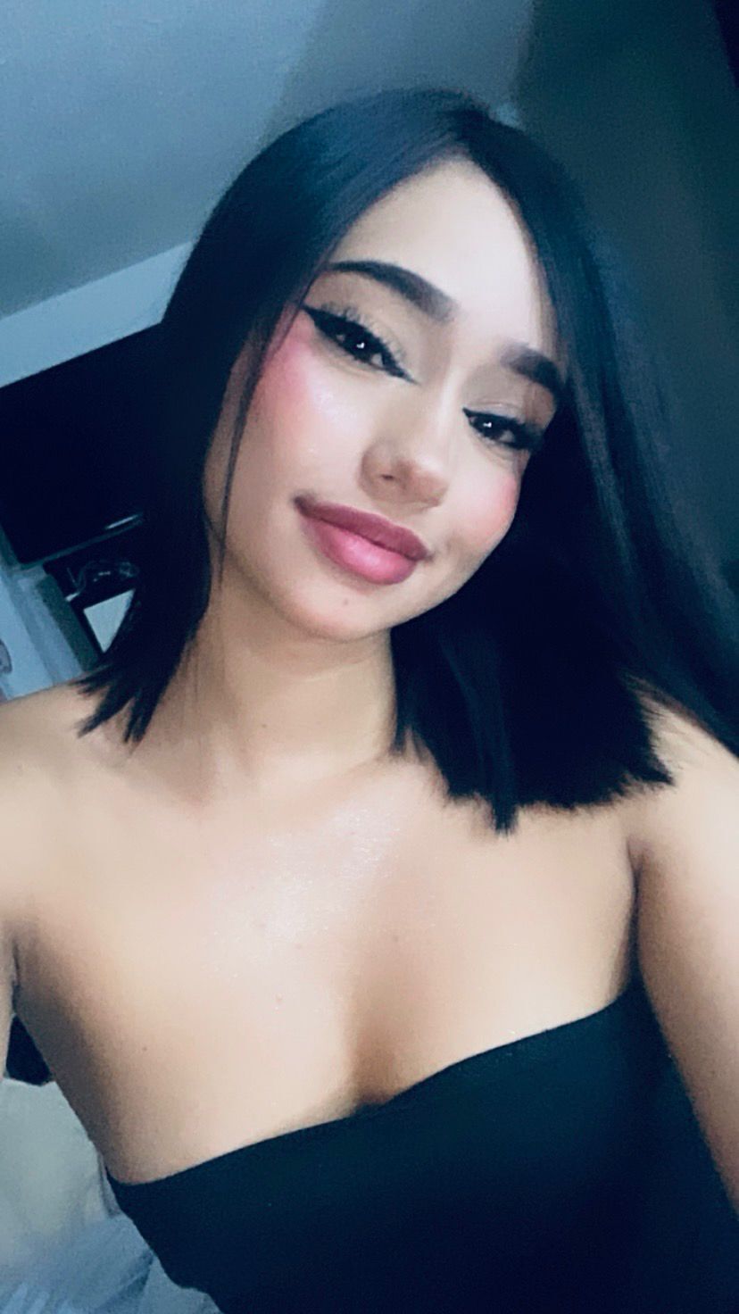 meliangel_18 from Jerkmate