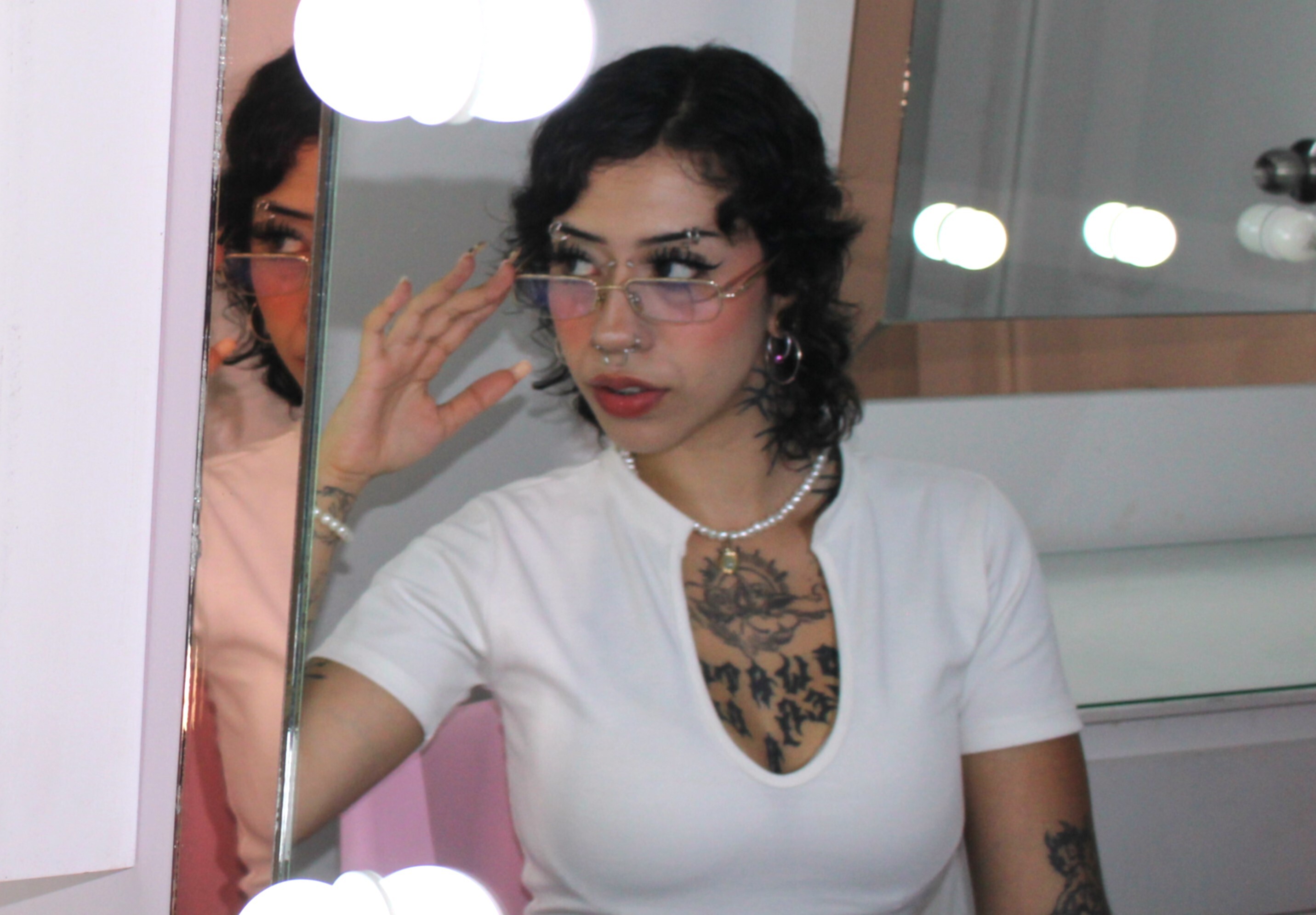 Juliimonroee picture 7