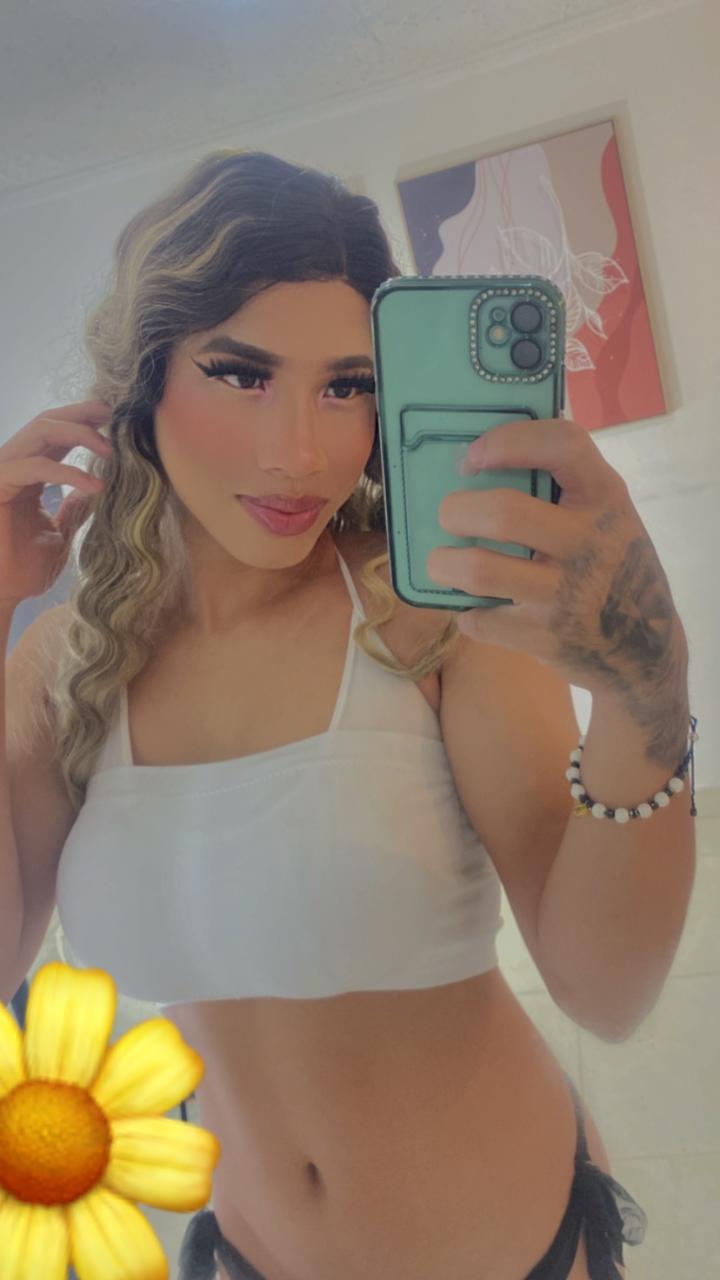 coralprincex from Jerkmate