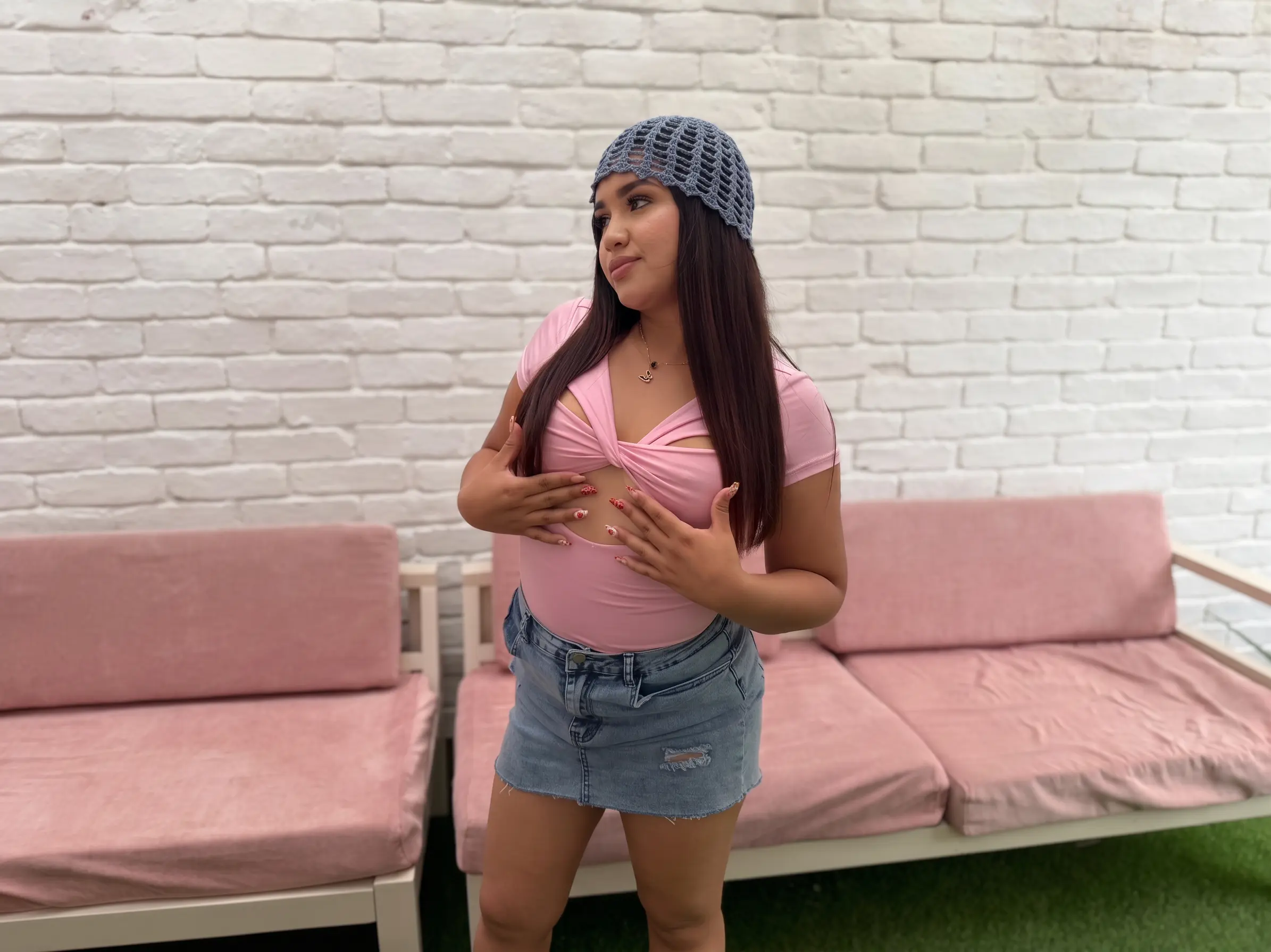 NicoleSinclair picture 4