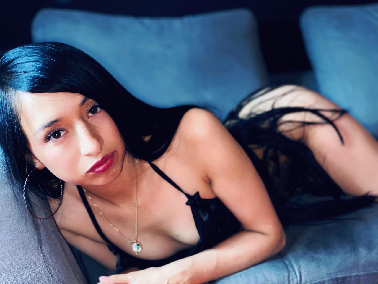 leany_skinny from Jerkmate