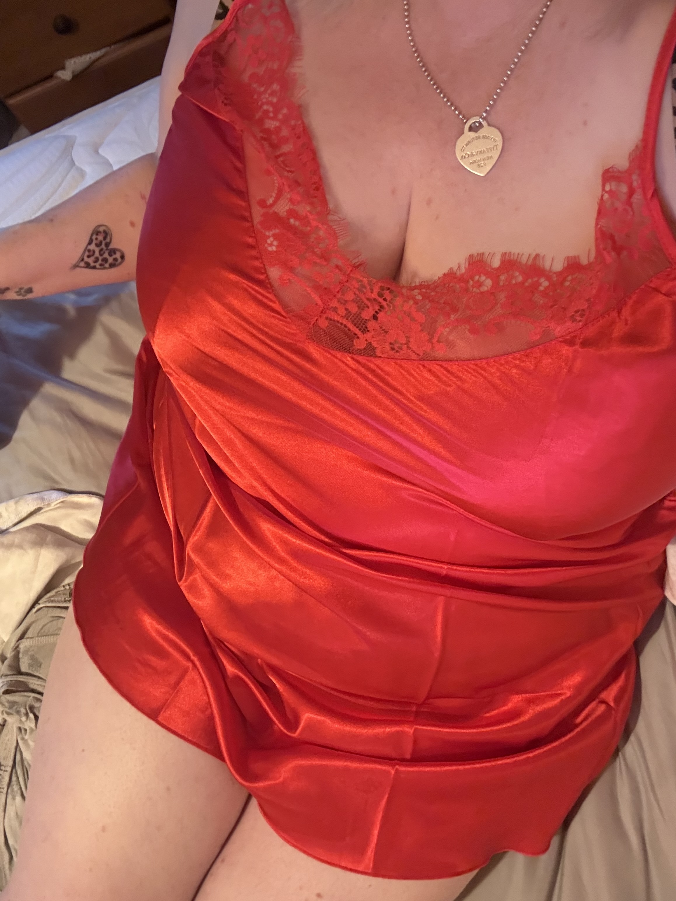 Blondebombshell27