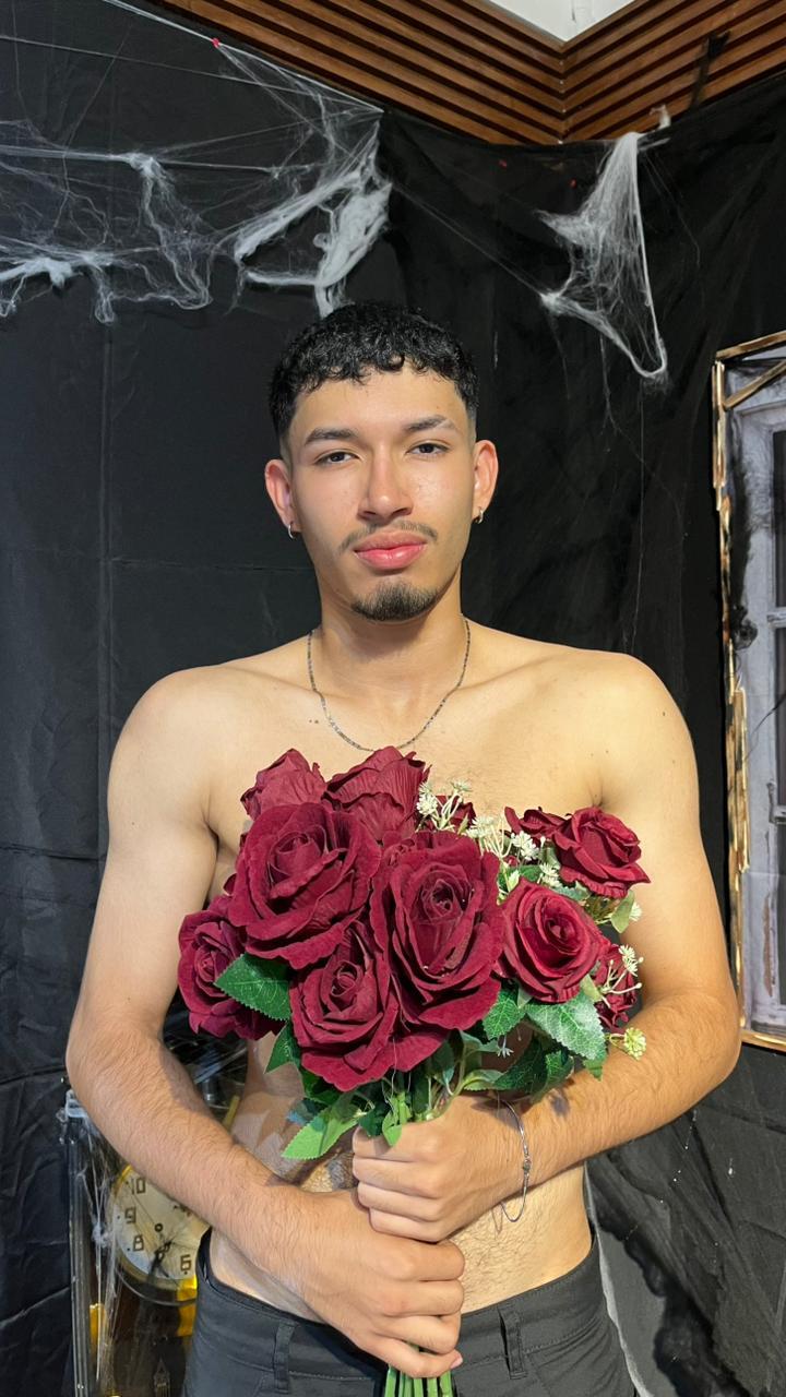 jaxoncarter from Jerkmate