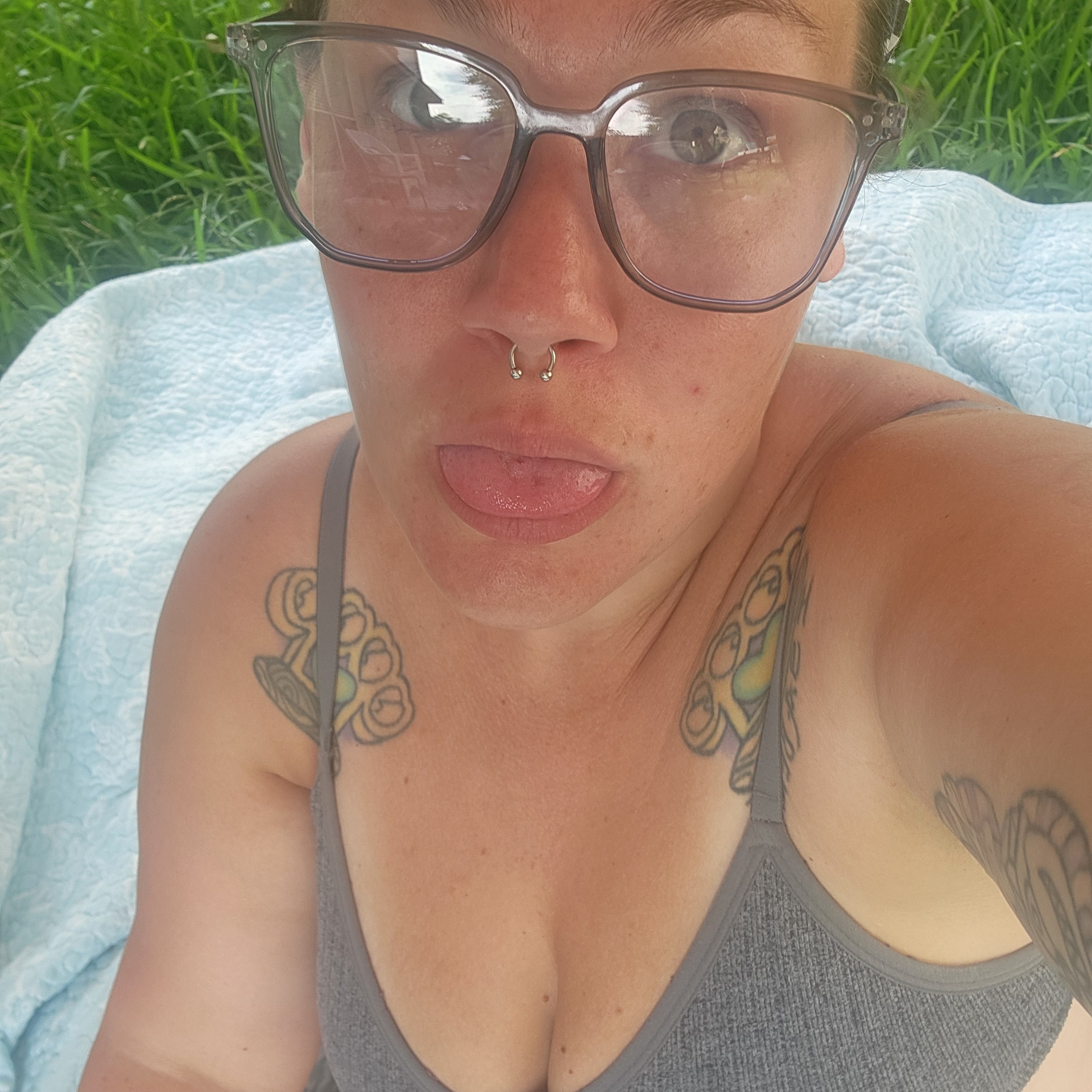 lillithgrey69 from Jerkmate