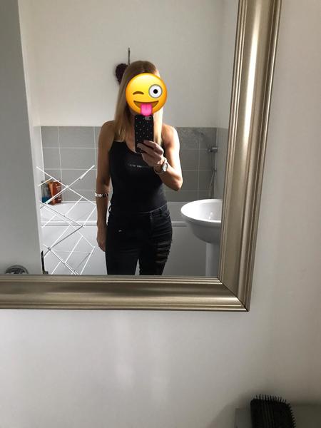 bee_uk from Jerkmate