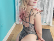 nadialayne pic