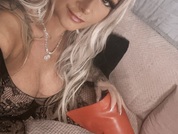 Xnaughty_nyomi