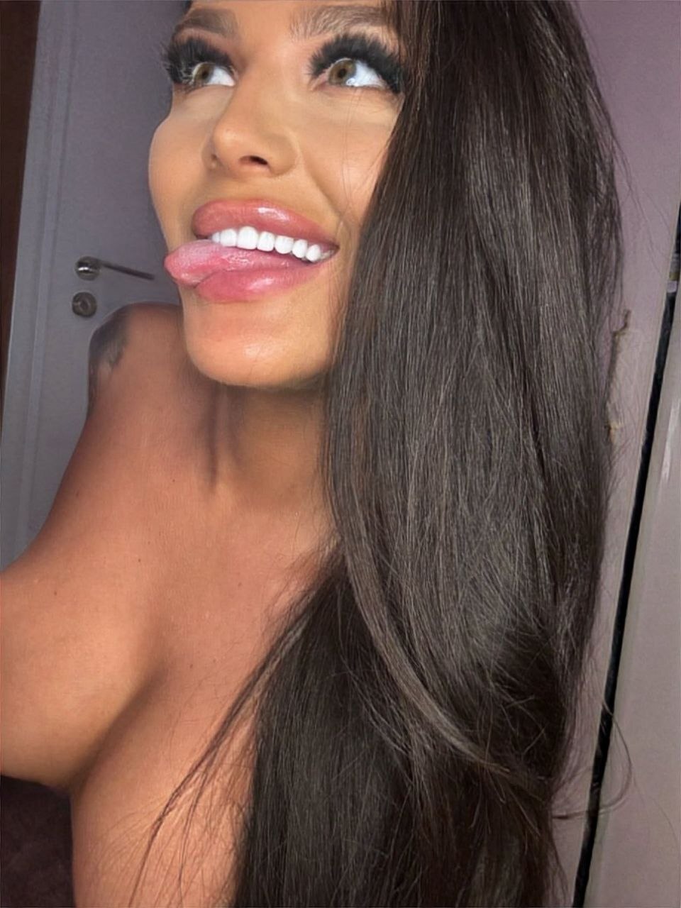 OliviaNoirr