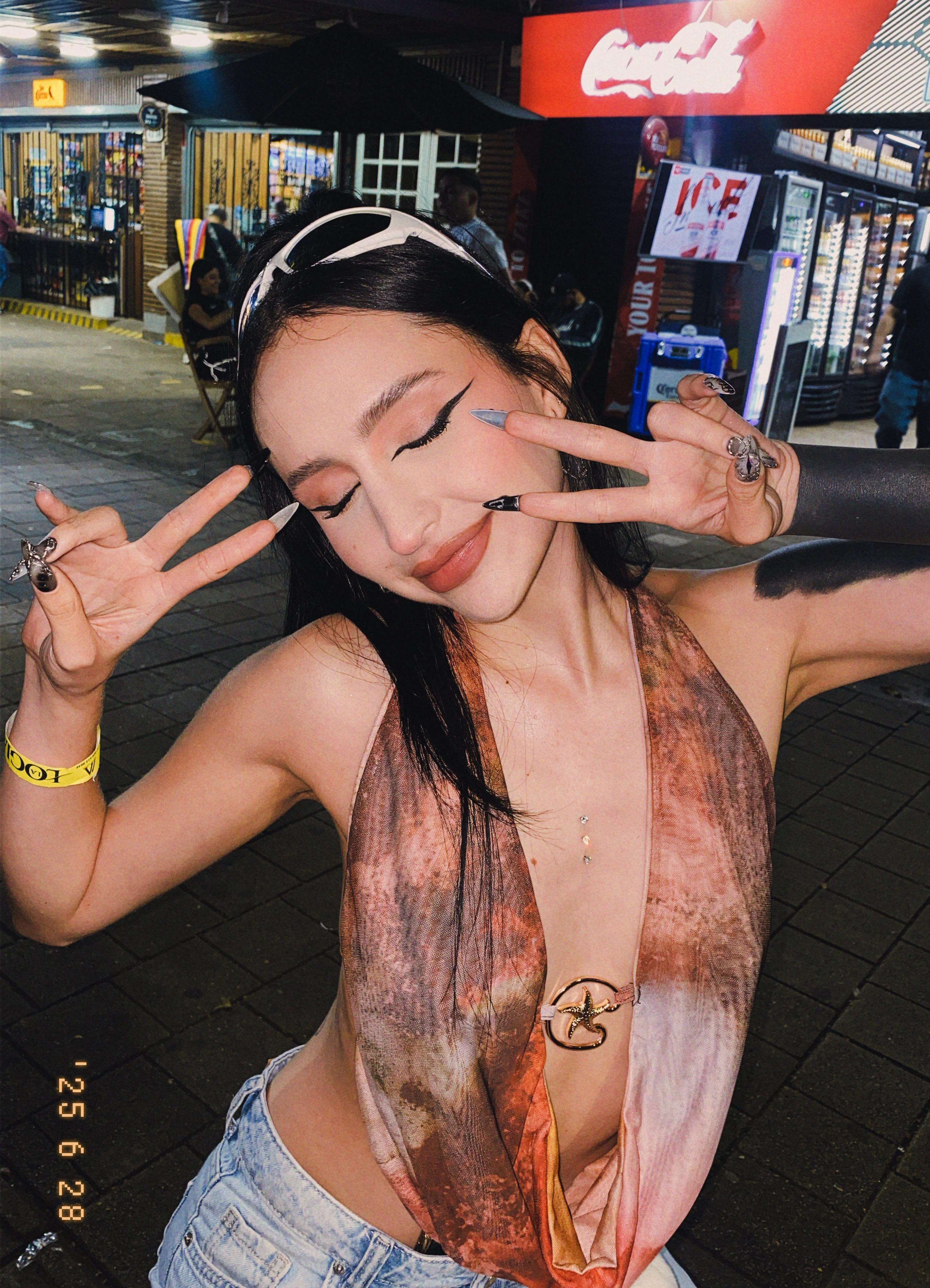 kattze from Jerkmate