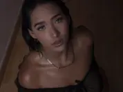 HilaryQueenn