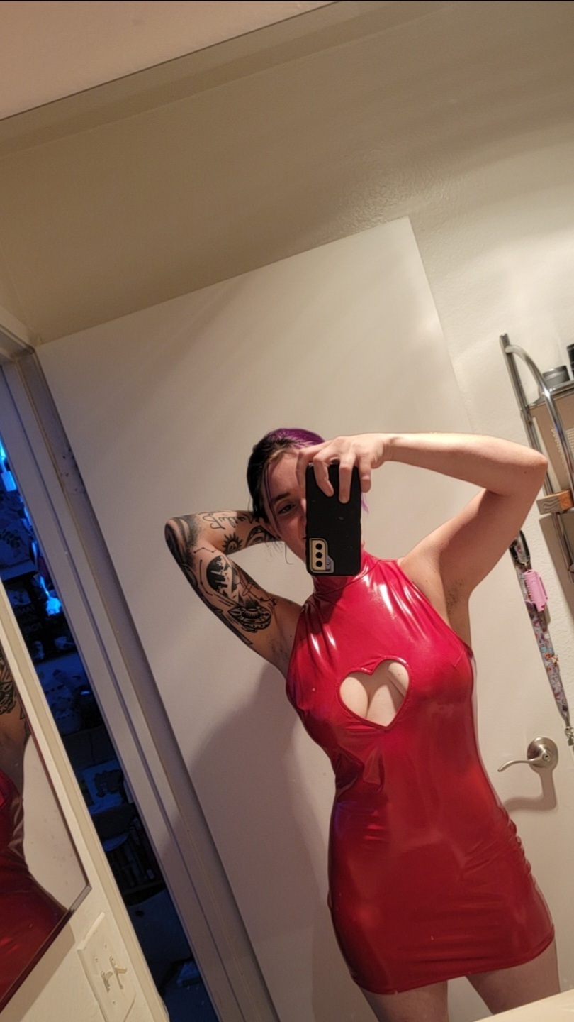 Brandi_Blade photo 1