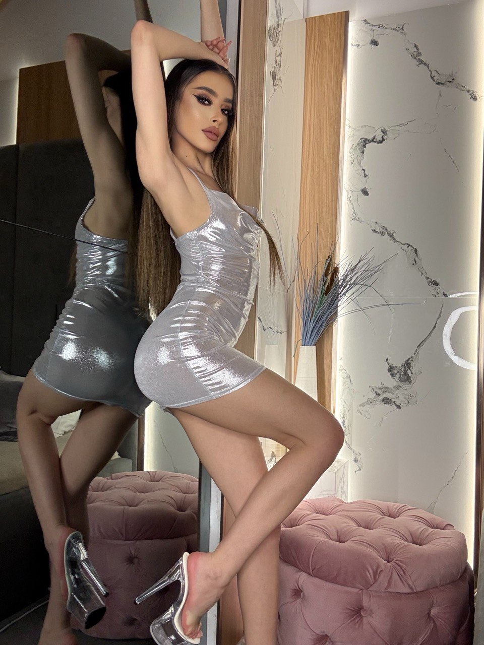 clarabenatti from Jerkmate