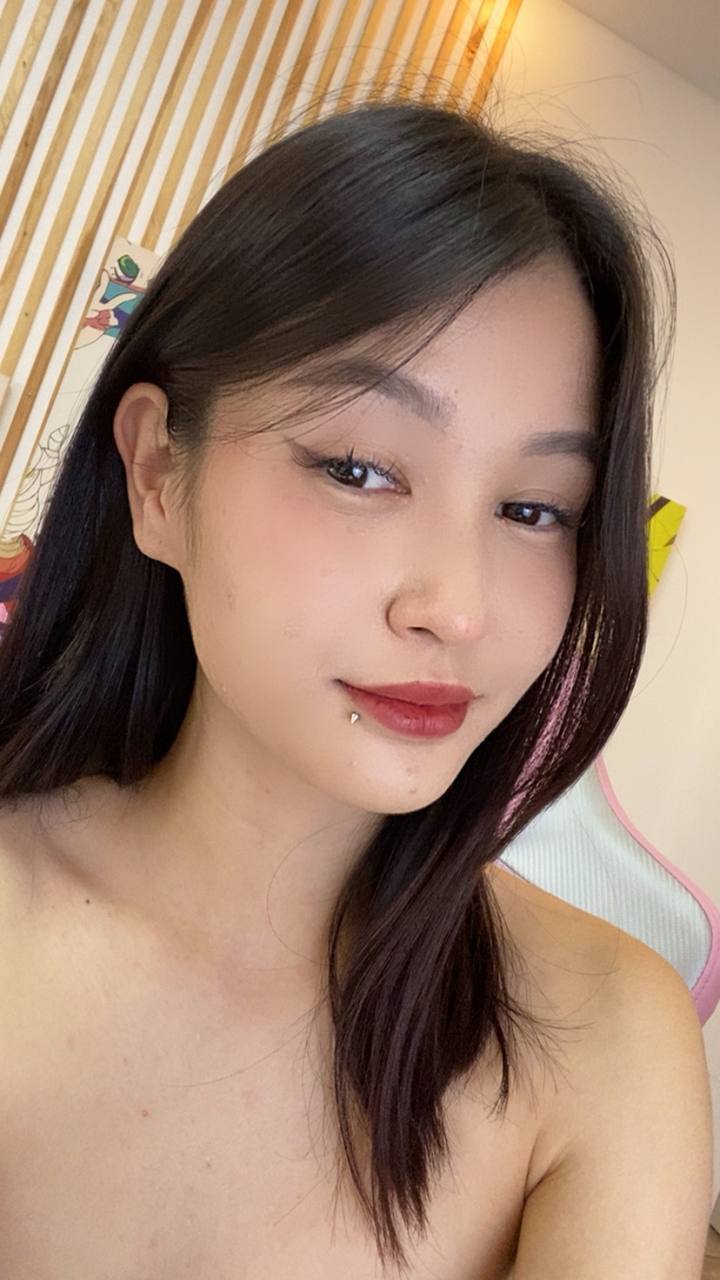 AsianLola