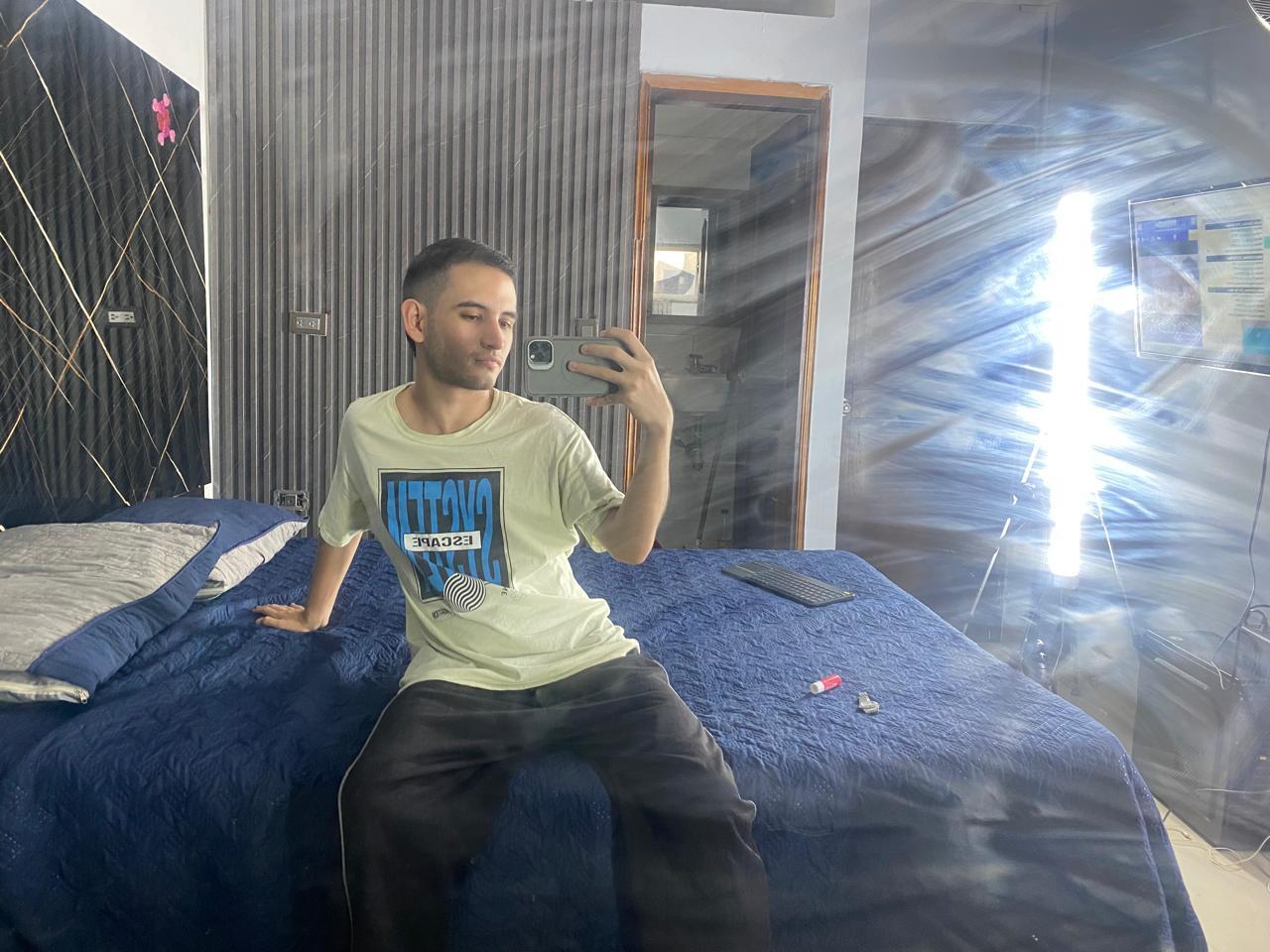 Charlizee_23