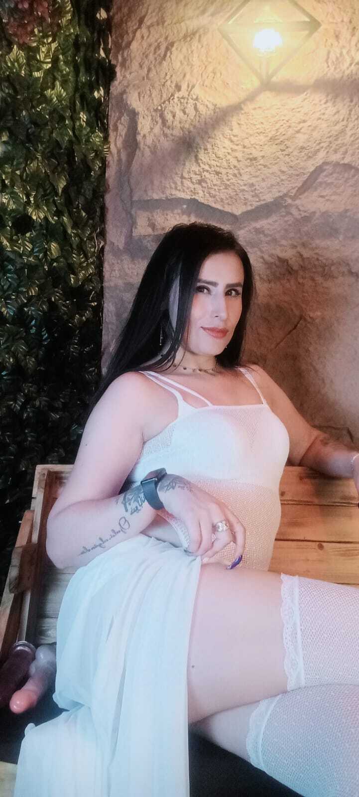 DeemiiMoore