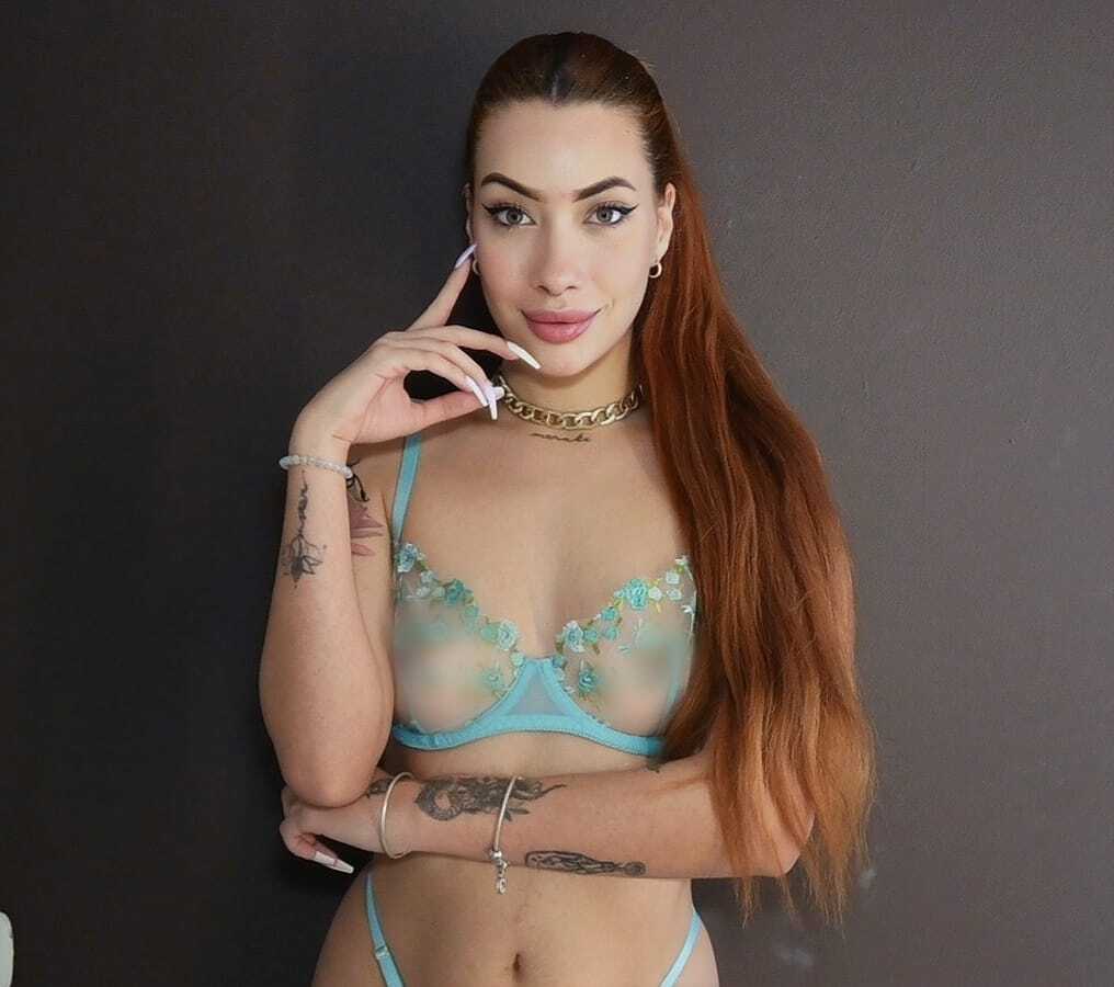 Lola_grays