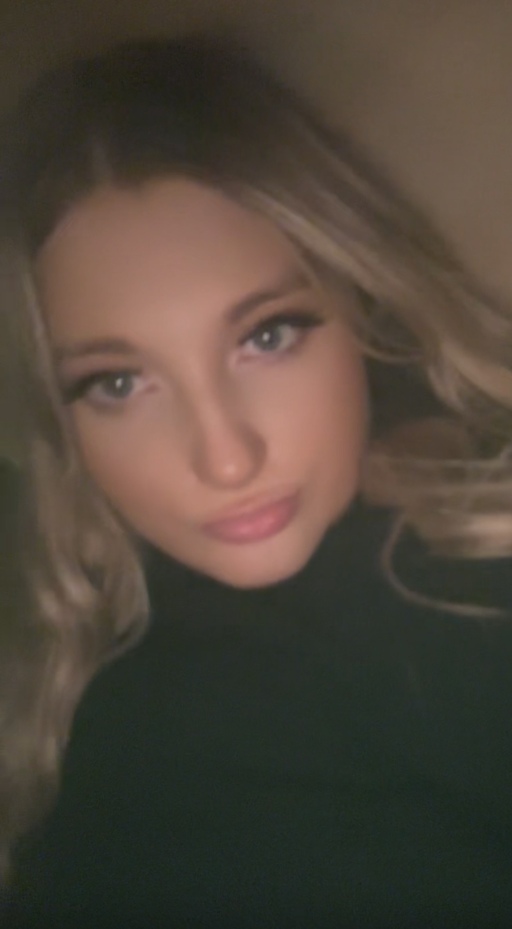 BritishBeckyXX picture 1