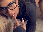 Roxanne_Valentine69