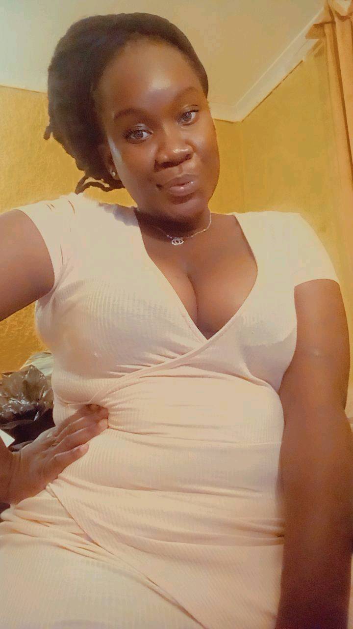 RoyalCuttiexoxo picture 3