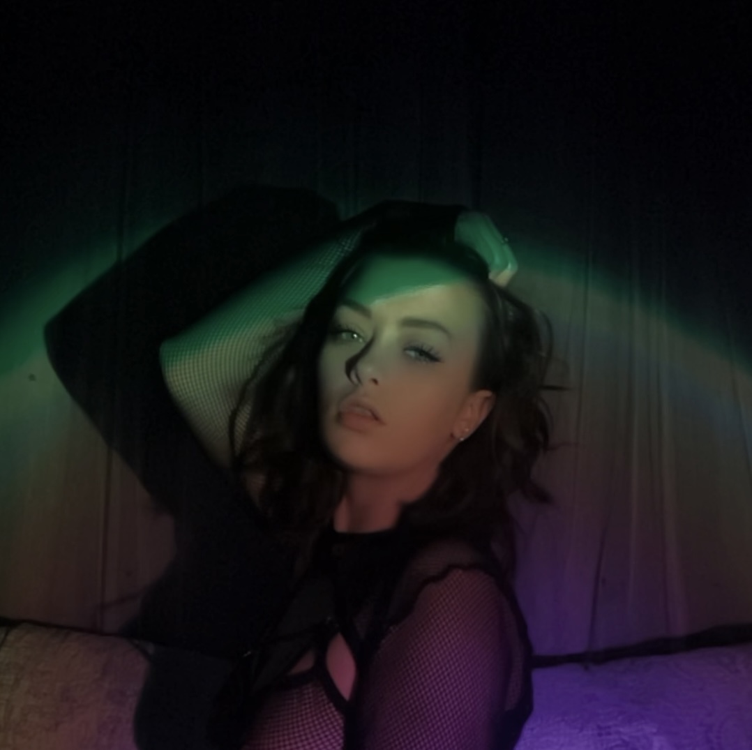 BrunetteBrooklyn