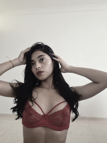 madeline_gil from Jerkmate