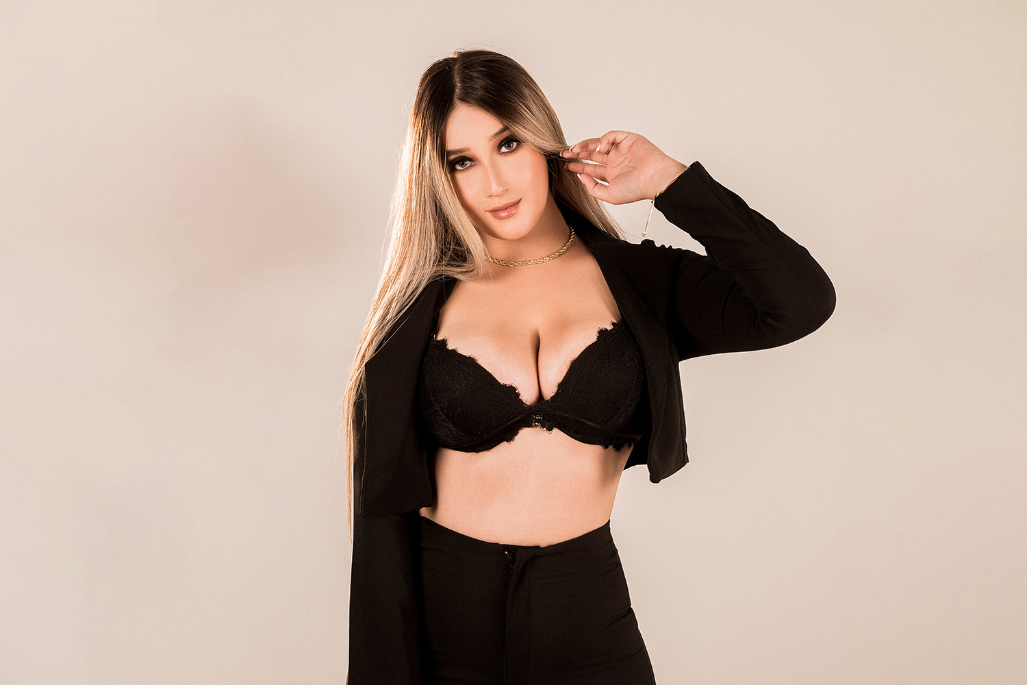 Megan_Parcker picture 4