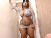 chloelarah pic