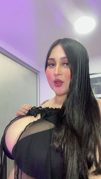 emilia_milk from Jerkmate
