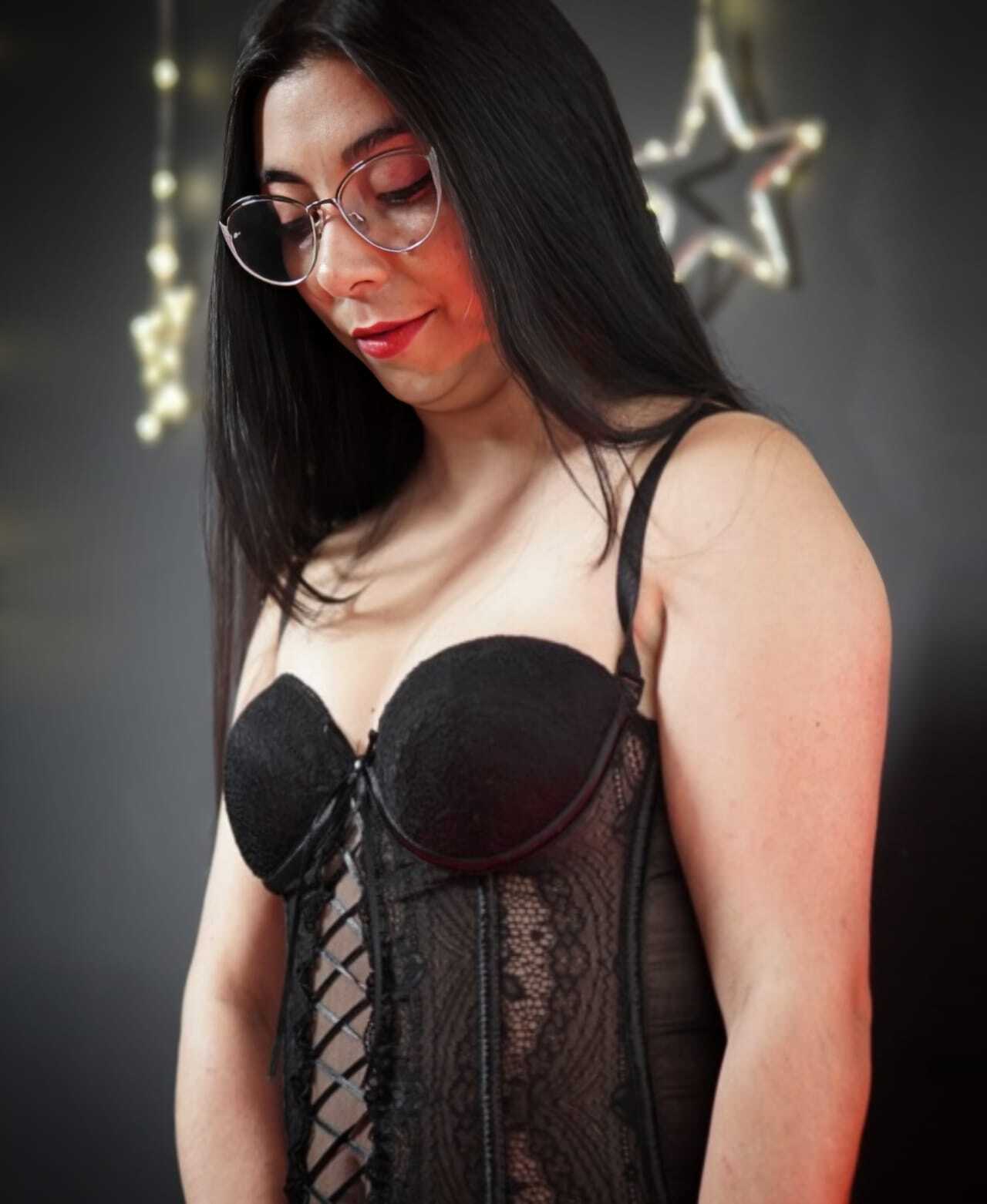 karlahernandez19 from Jerkmate