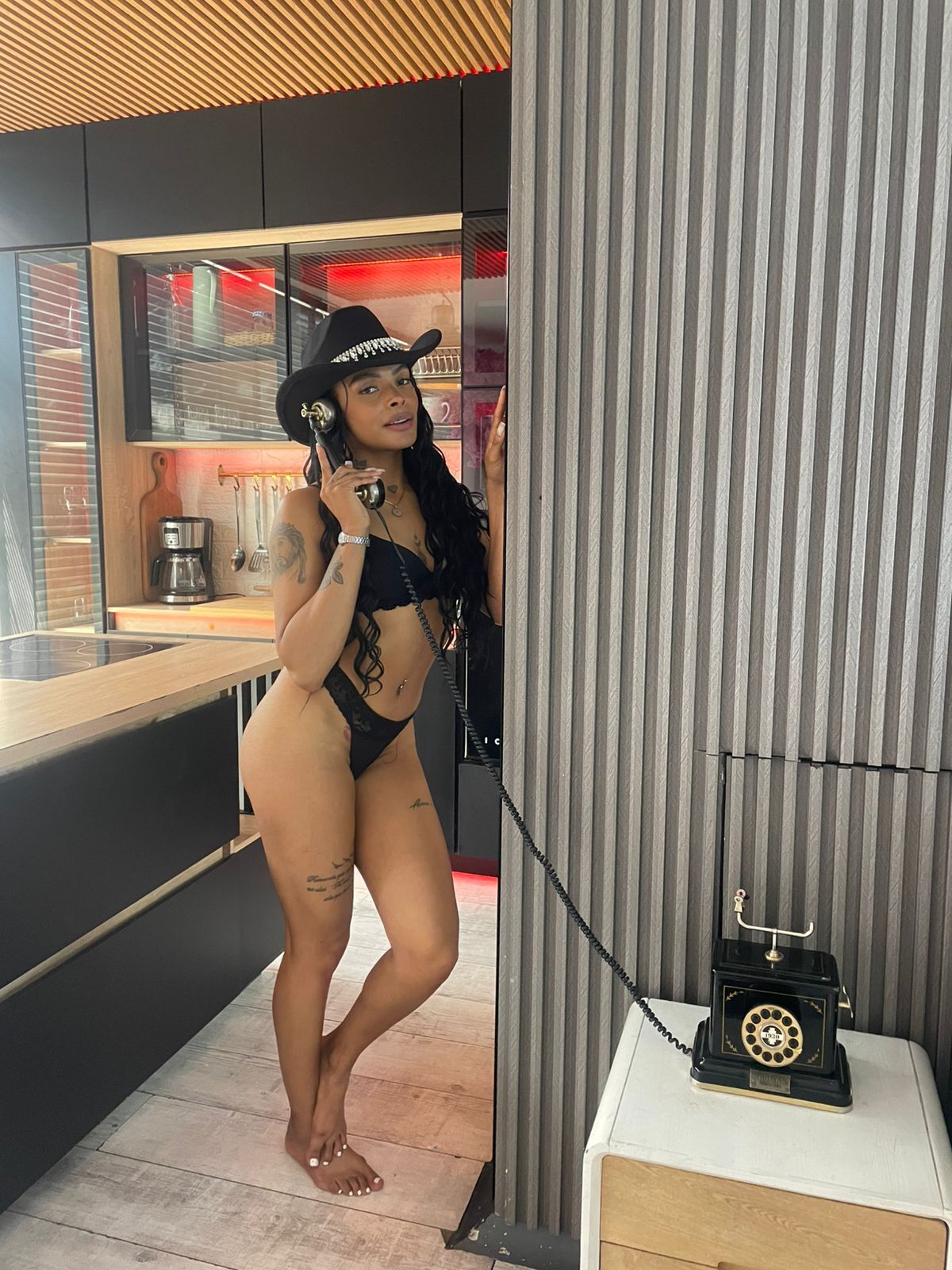 emmaebonyx19 from Jerkmate
