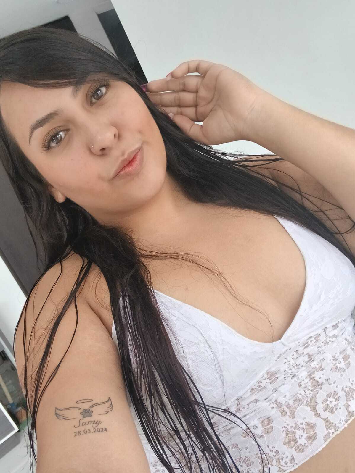 roxanerosee from Jerkmate
