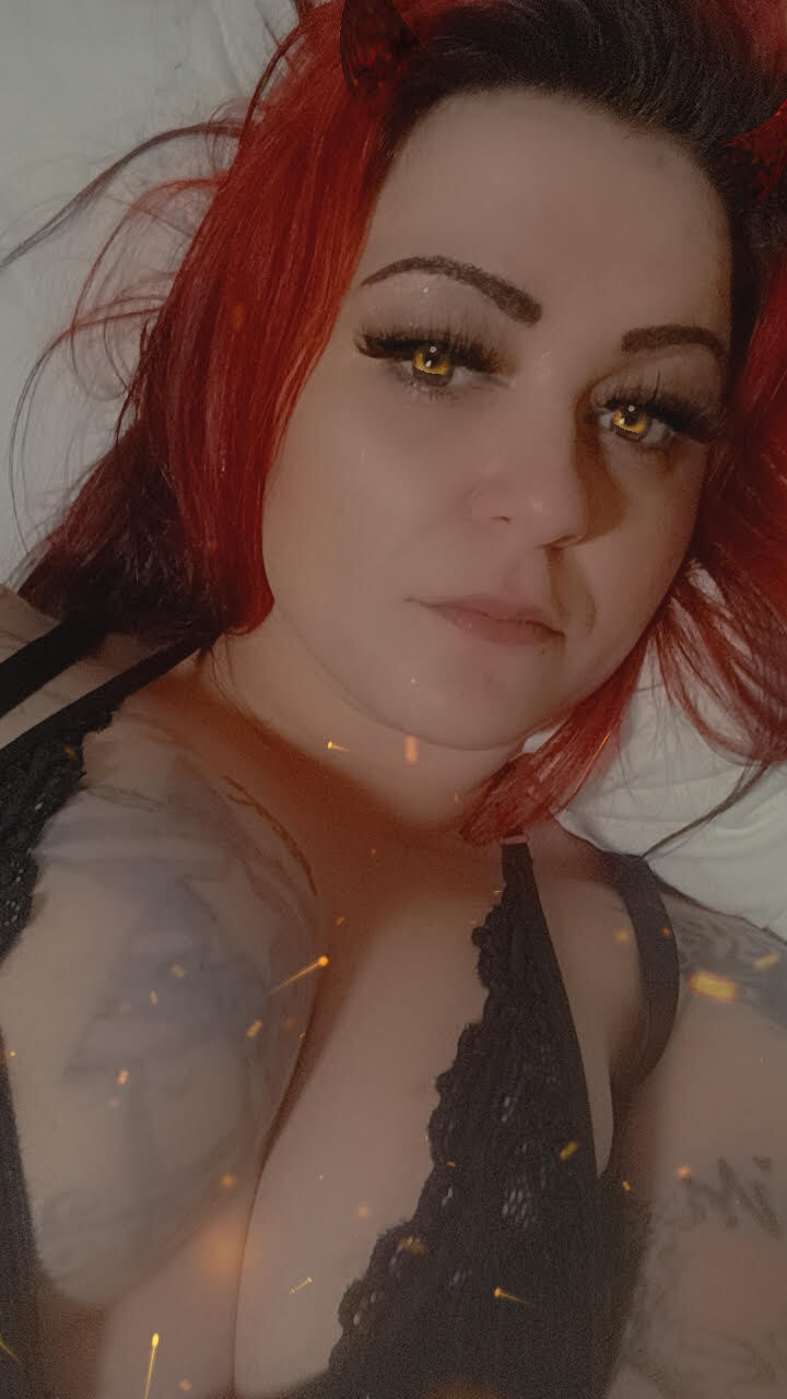 tattedbabe121 from Jerkmate
