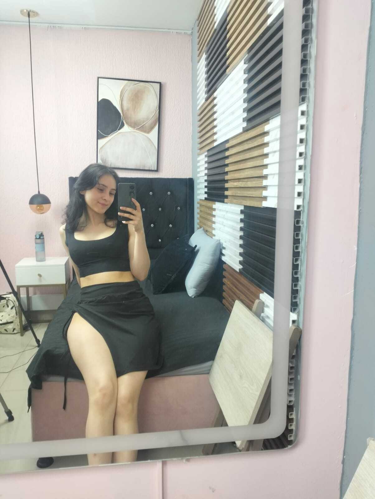 annielamberth from Jerkmate