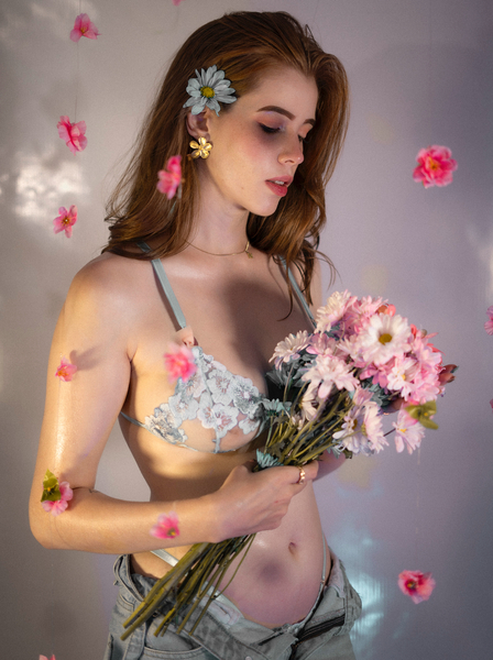 PrettyAriel18