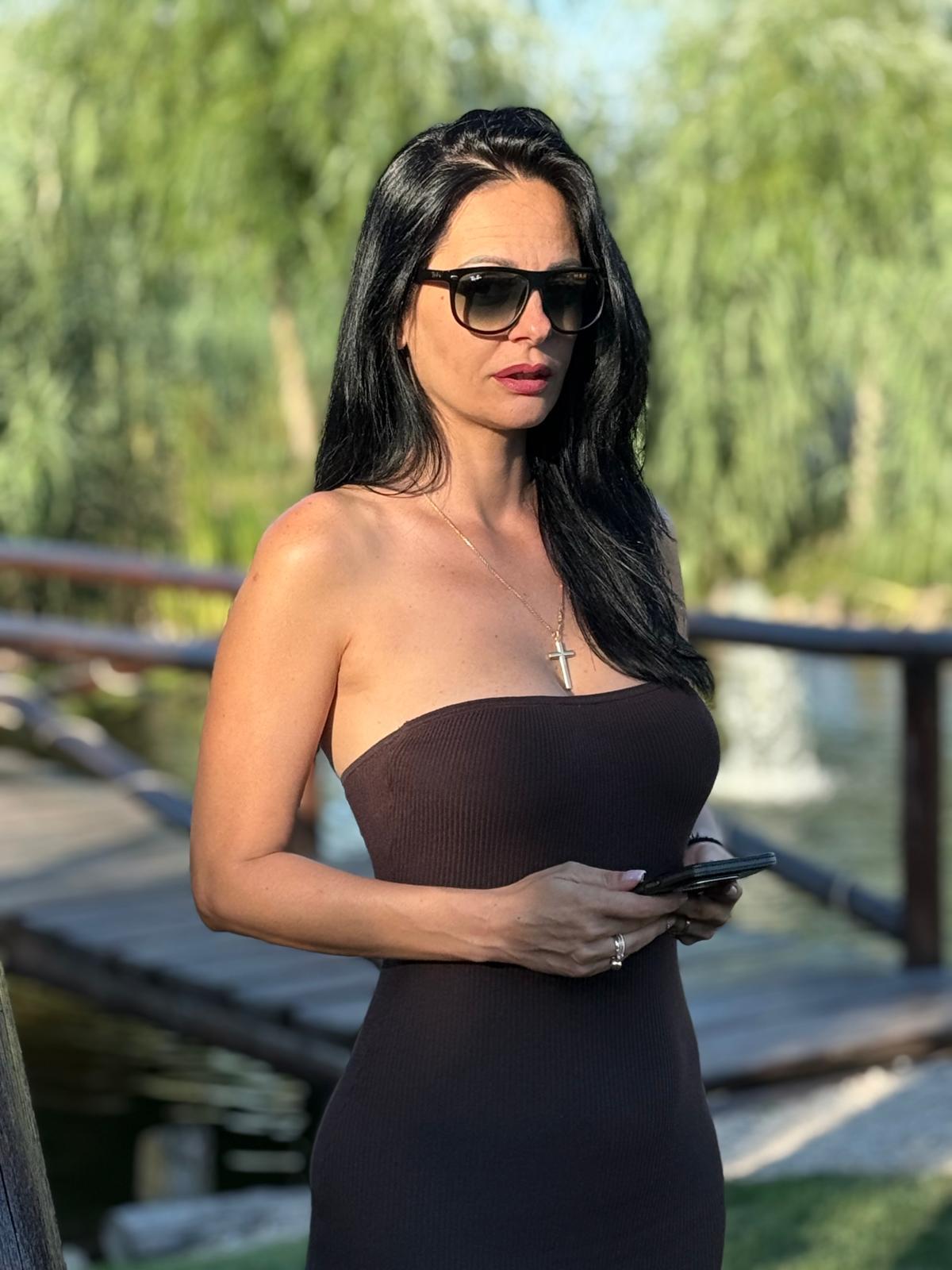 MiriamDelyn picture 3