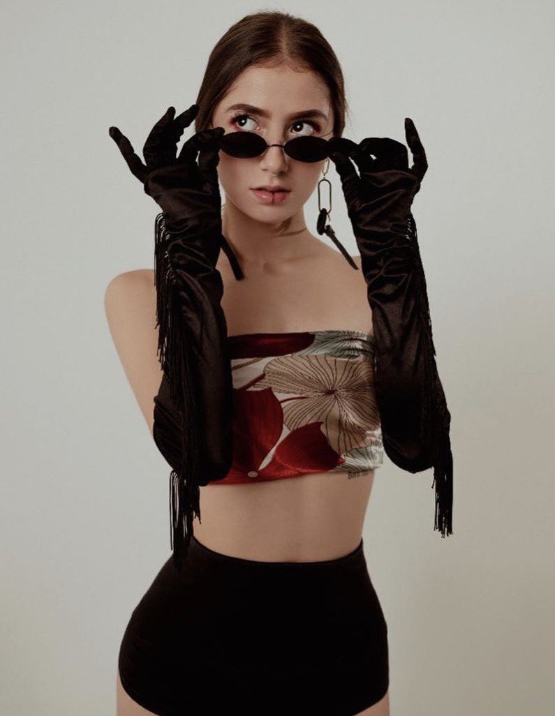 scarletjonessX
