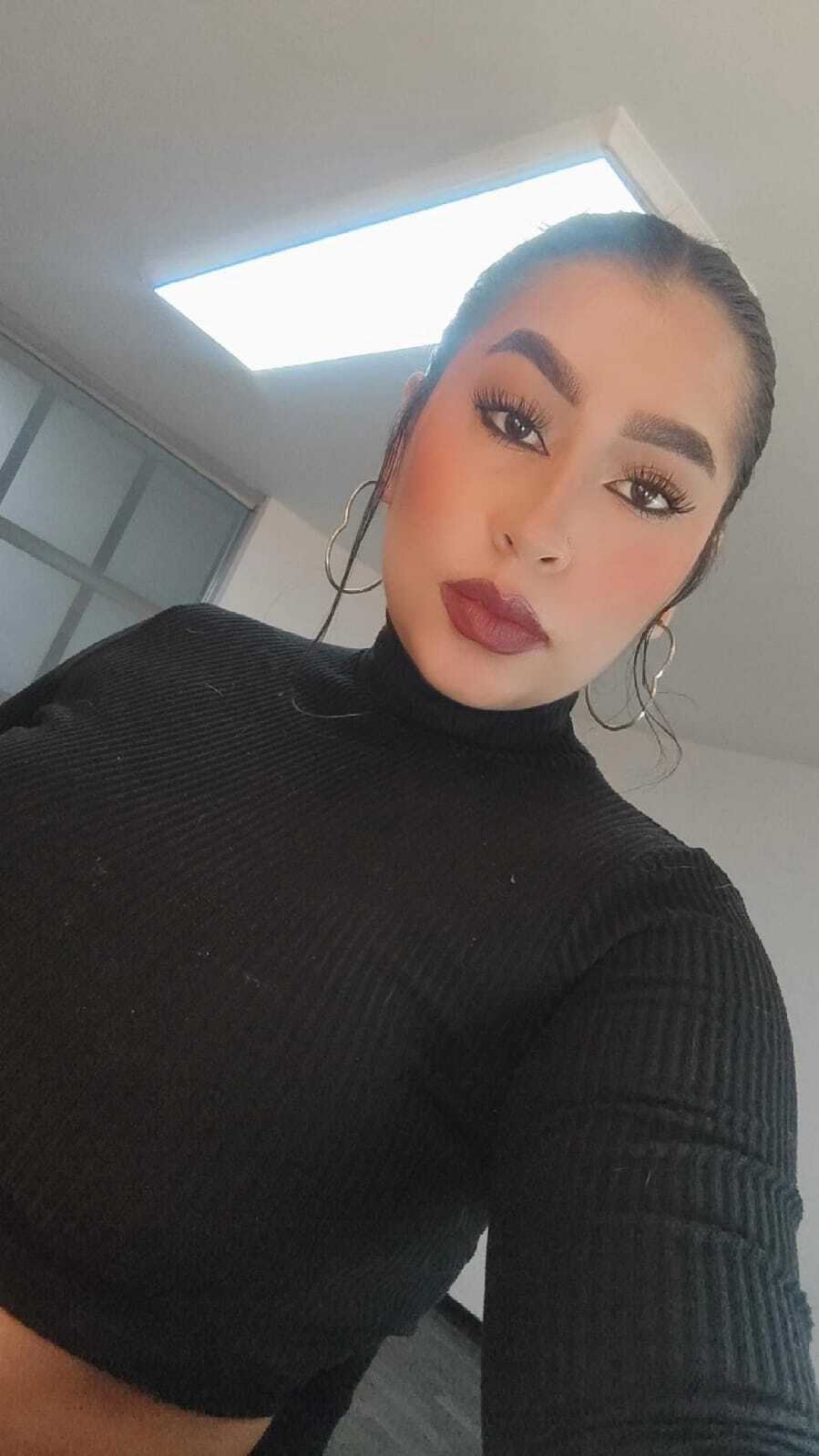 carolinaarias from Jerkmate