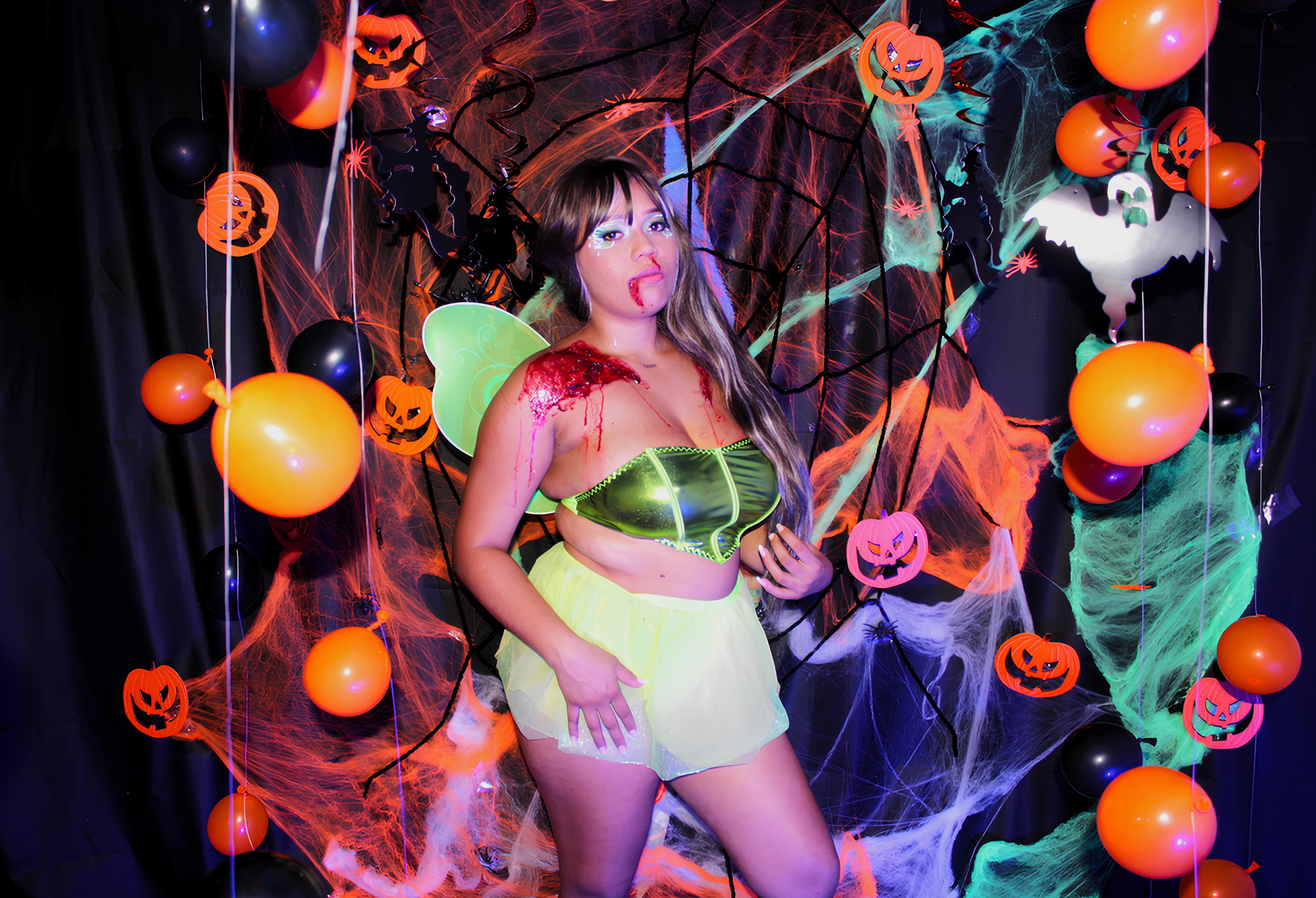 BustyGlow121 picture 6