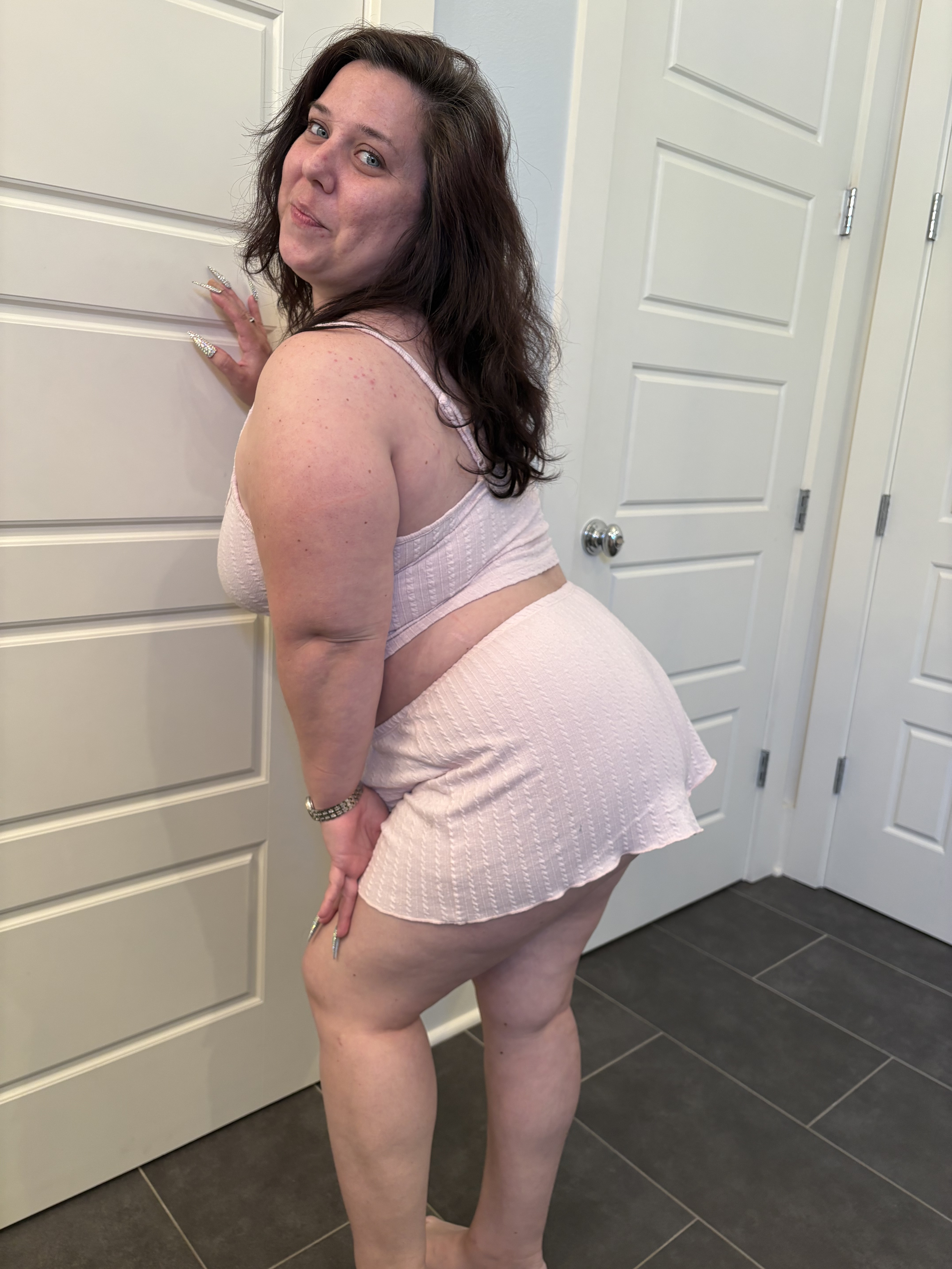 SinfulVelvet69